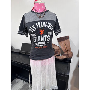 Women's Unbranded T-Shirt, Size M, Gray & Orange